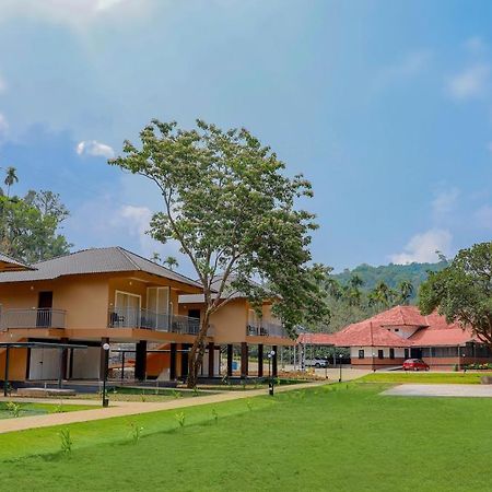 Hotel Sterling Vythiri Wayanad Exterior foto