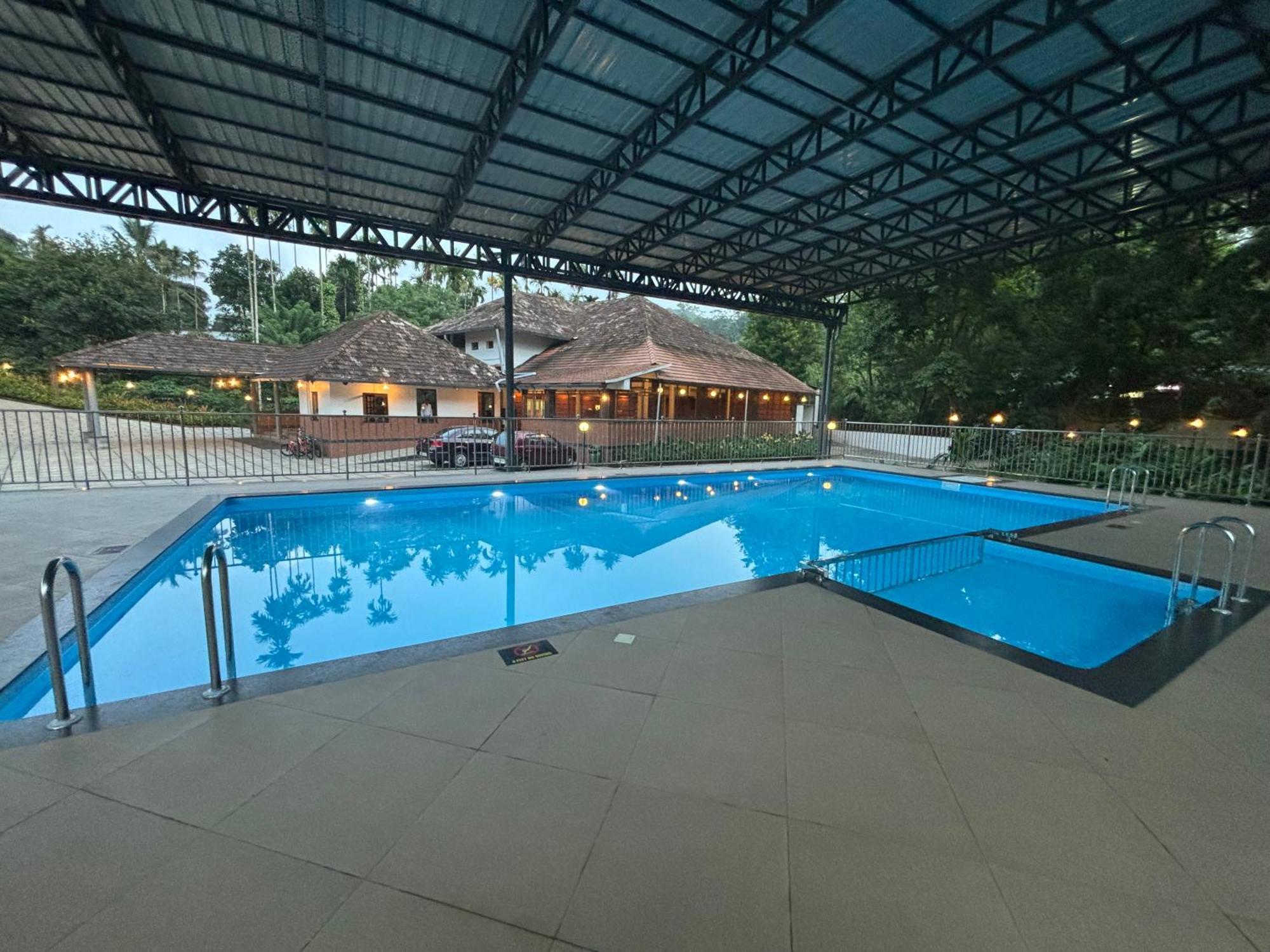 Hotel Sterling Vythiri Wayanad Exterior foto